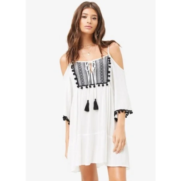 ⚡ 2 for $5 - Forever 21 Black and White Boho Dress - Picture 7 of 7